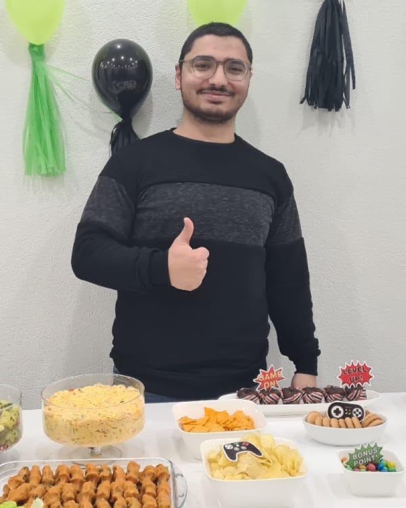 Ömer Akkus vor seiner Transformation